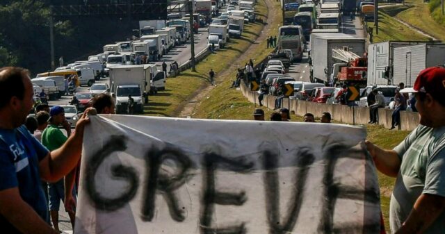União dos Caminhoneiros diz que fará paralisação depois do feriado