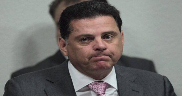 Polícia Federal faz busca e apreensão em endereços do ex-governador Marconi Perillo
