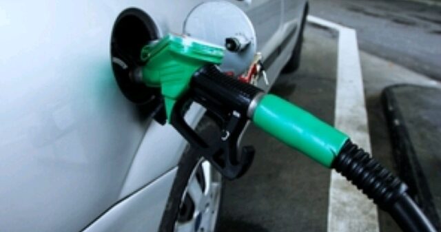 Petrobras anuncia queda de 6,2% no preço da gasolina e 10,1% no diesel