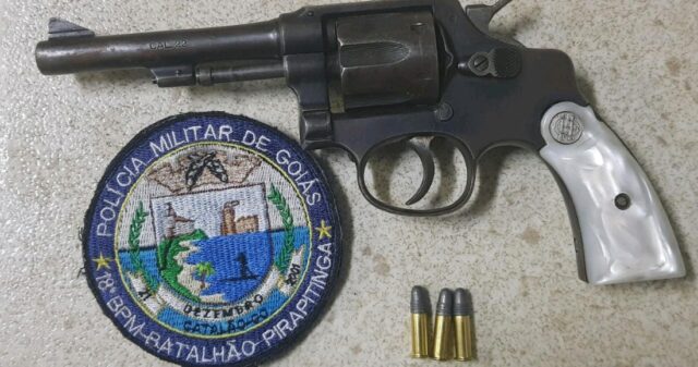 PM em Catalão evita furto em residência e ainda retira de circulação mais uma arma de fogo