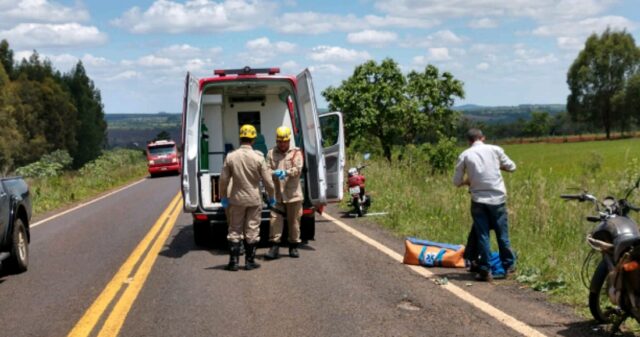 Buracos na rodovia GO-330 causa queda motociclista entre Catalão e Ouvidor
