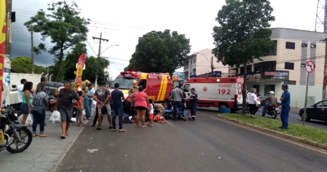 Colisão entre duas motocicletas deixa duas pessoas feridas, em Catalão