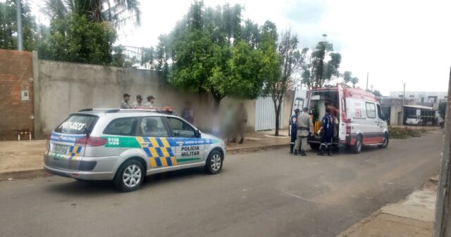 Homem é ferido por golpes de canivete no Jardim Paraíso, em Catalão