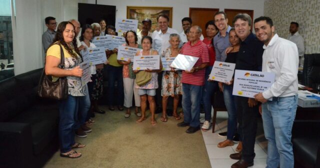 Entregues as últimas chaves das 50 casas reconstruídas na Vila Mutirão