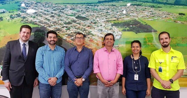 Prefeito de Ouvidor, Onofre Galdino reúne-se com Gerentes e Diretores da empresa Mosaic Fertilizantes