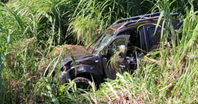 Colisão entre dois veículos deixa três pessoas feridas na BR-050, em Catalão