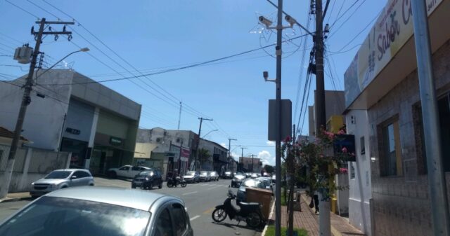 Radar foi instalado na Avenida 20 de Agosto, no Centro de Catalão