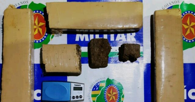 Polícia Militar de Catalão apreende cerca de 5kg drogas e recupera moto com restrição de furto/roubo.
