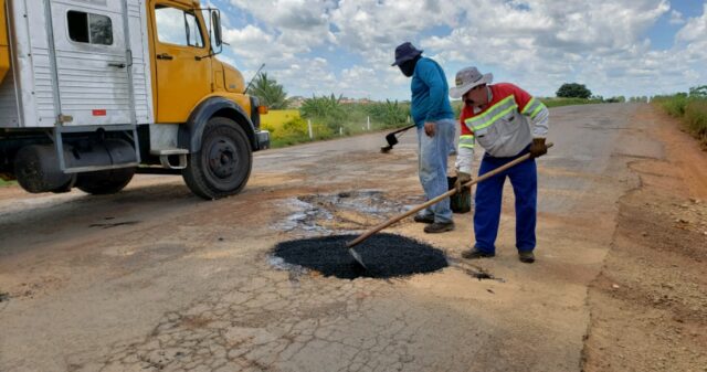 Prefeitura de Catalão realiza Operação tapa-buraco na GO-330 e asfaltamento em avenidas da cidade