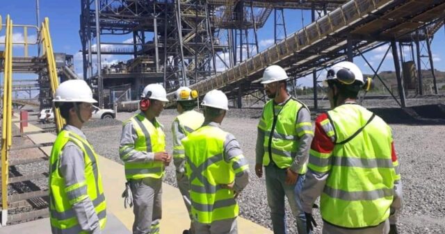 Diretoria do Sindicato Metabase visita Mina da Boa Vista no complexo da empresa Cmoc