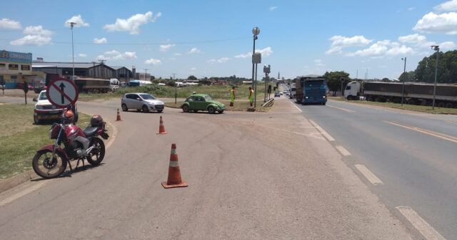 PRF registra acidente envolvendo motos no Trevo do bairro Pontal Norte