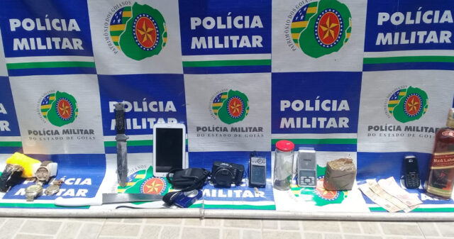 Suspeitos de tráfico de drogas e de furto no Bairro São José, são presos em flagrantes
