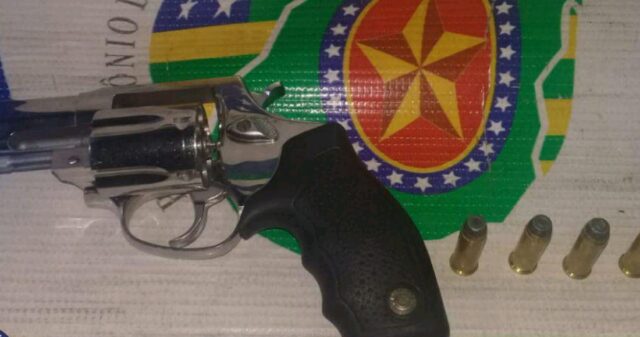 Polícia Militar apreende arma de fogo no bairro Cruzeiro