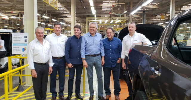 Avança diálogo para ampliar investimentos da Mitsubishi e John Deere em Goiás