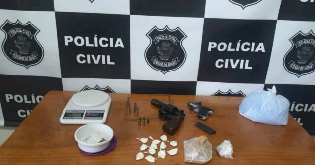 Polícia Civil de Catalão cumpre Mandados de Busca no bairro Pontal Norte e apreende drogas e armas de fogo