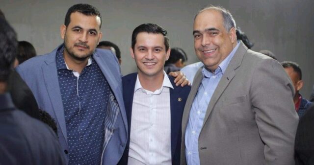 Vice presidente da AGEHB Luiz Sampaio, marca presença na inauguração do escritório político do Deputado Estadual Rafael Gouveia