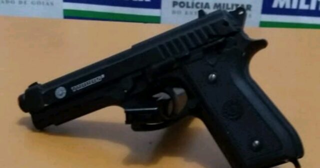 Polícia Militar apreende simulacro de arma de fogo durante abordagem em Ipameri