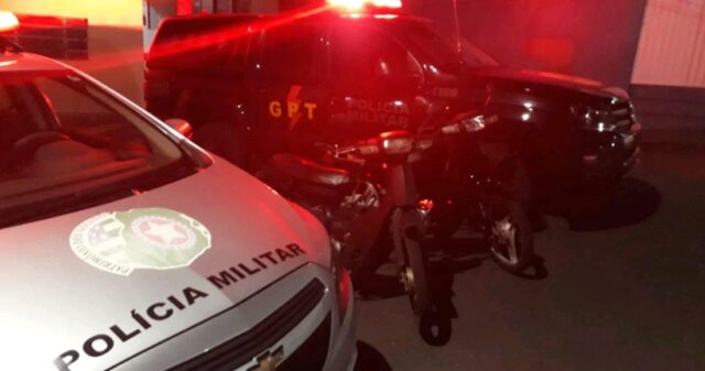 Polícia Militar rende receptadores e recupera duas ciclomotor furtadas em escolas técnicas de Catalão