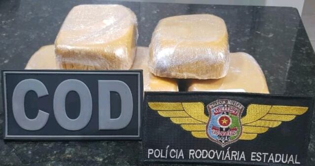 COD e PRE apreende menor com aproximadamente 5 kg de pasta base de cocaína na GO-330 em Catalão