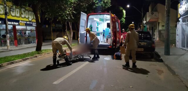 Casal fica ferido em acidente de trânsito na madrugada deste sábado em Catalão