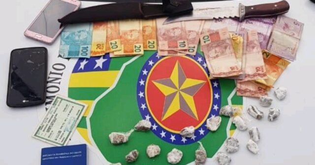 Polícia Militar realiza mais uma prisão, e apreende um menor de idade, ambos por tráfico de drogas