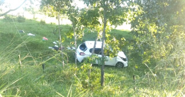 TRAGÉDIA: Mulher morre em um grave acidente na GO 330 entre Ouvidor e Três Ranchos