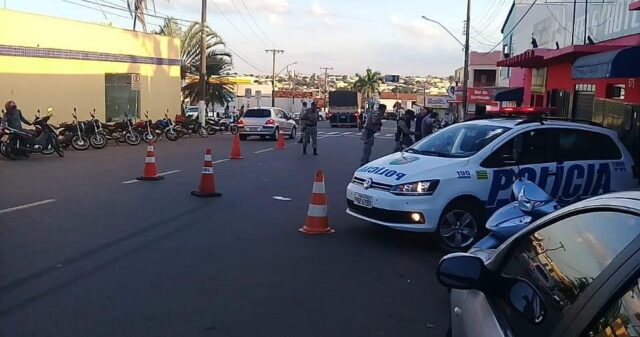 Polícia Militar realiza "Operação Bloqueio" em Catalão