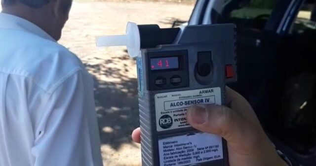Idoso alcoolizado é preso pela PRF em Catalão