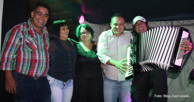 Banda Pegada do Forró foi a atração deste final de semana no Fogão de Lenha Show