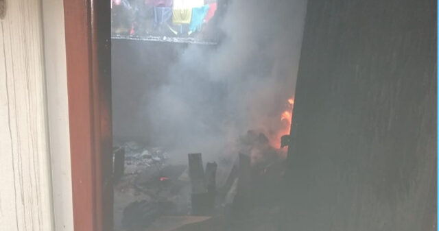 Criança brinca com isqueiro e incendeia quarto em Catalão