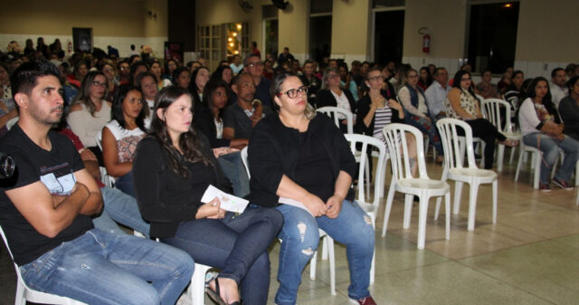 Prefeitura de Ouvidor realiza o 1º Encontro das Famílias para pais de alunos do 4º e 5º ano das escolas do município