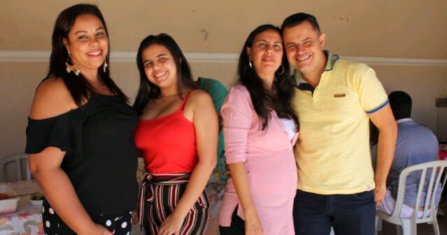Festa de confraternização entre capitães e dançadores do Terno Moçambique Mamãe do Rosário