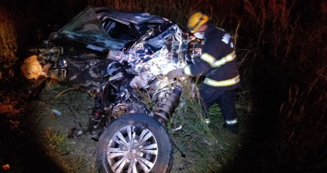 Motorista morre em acidente na BR-020, em Formosa; passageiro não se feriu