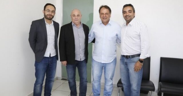 Prefeito de Catalão, recebe novo diretor e gerentes do grupo EcoRodovias que concluiu negociação com MGO adquirindo concessão da BR-050