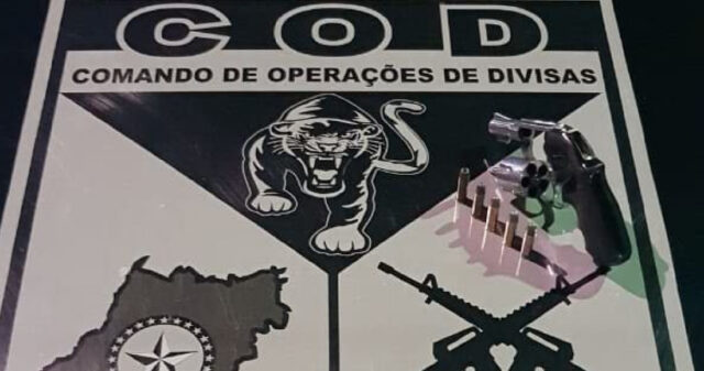 CPR apreende arma de fogo e munições durante abordagem a veículo