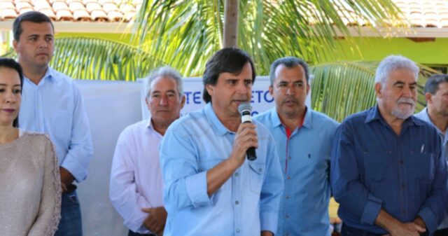 Prefeitura de Ouvidor da início na construção de Cacimbas no município