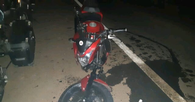 Idoso de 75 anos fica ferido em acidente com moto na BR 050 em Campo Alegre de Goiás