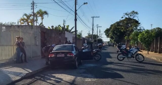 Ladrão é baleado durante assalto a funcionários de posto de combustível em Uberlândia
