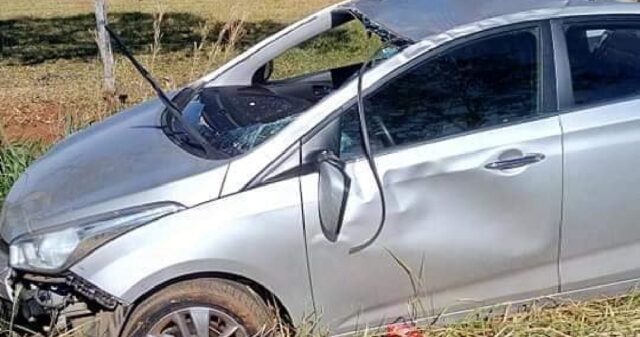 Mulher fica ferida após capotamento na GO-139 em Caldas Novas