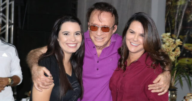 Confira como foi o show de Moacyr Franco, na 42ª Festa de Francisco de Assis