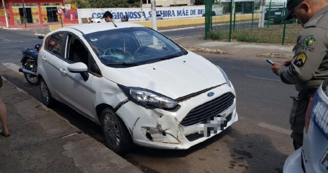 Duas pessoas ficaram feridas em acidente de trânsito no centro de Catalão