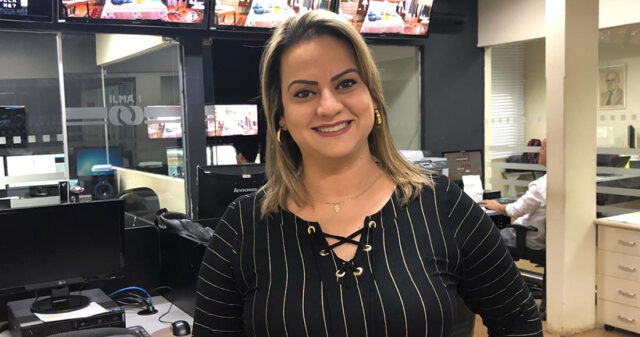 De volta à Catalão, a jornalista Alyne Braga