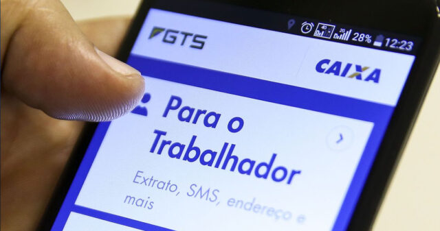 Caixa divulga calendário de saques do FGTS