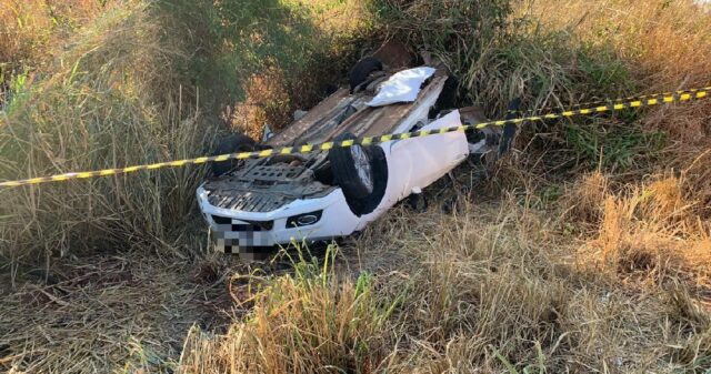 Colisão entre Honda Civic e Carreta mata três pessoas na BR 364 em Cachoeira Alta