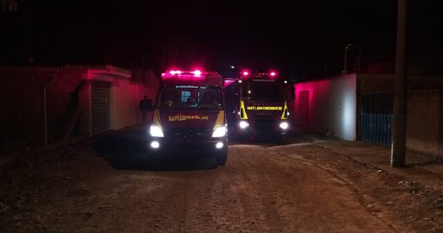 Vazamento de amônia em fábrica de gelo assusta moradores em Caldas Novas