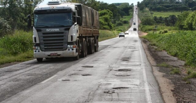 Justiça determina manutenção em rodovia que liga Orizona a Pires do Rio