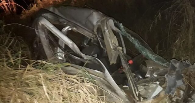 Acidente com carro e caminhão deixa quatro mortos na BR-354, próximo a Santa Rosa da Serra