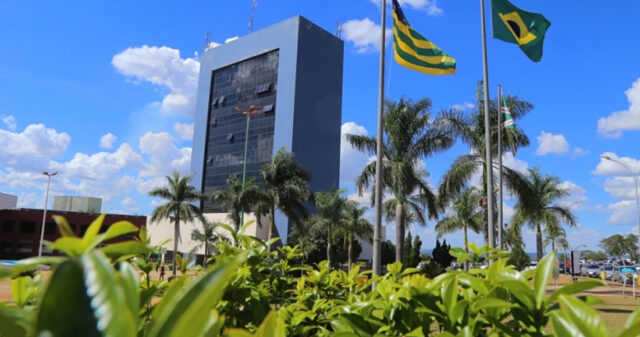 Prefeitura de Goiânia lança edital para processo seletivo com mais de 1 mil vagas
