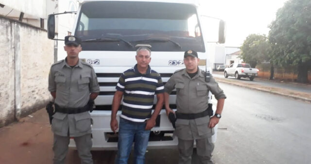 Polícia Militar recupera veículo furtado em Pires do Rio