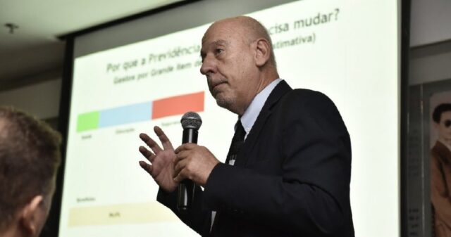 Goiás compromete 86% da Receita Líquida do Tesouro com folha de pagamento